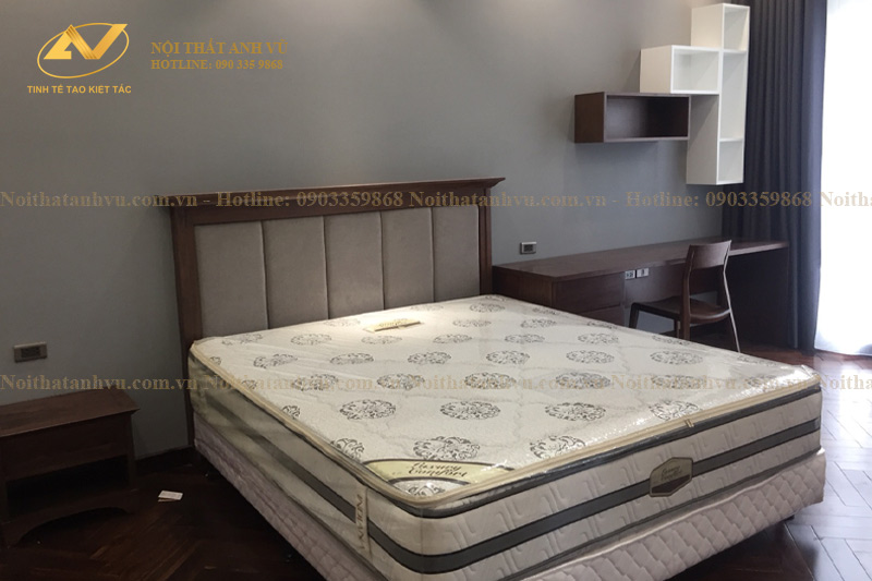 Thi công nội thất biệt thự gỗ óc chó tại Vinhome Riverside Mr Huy - Nội Thất Anh Vũ