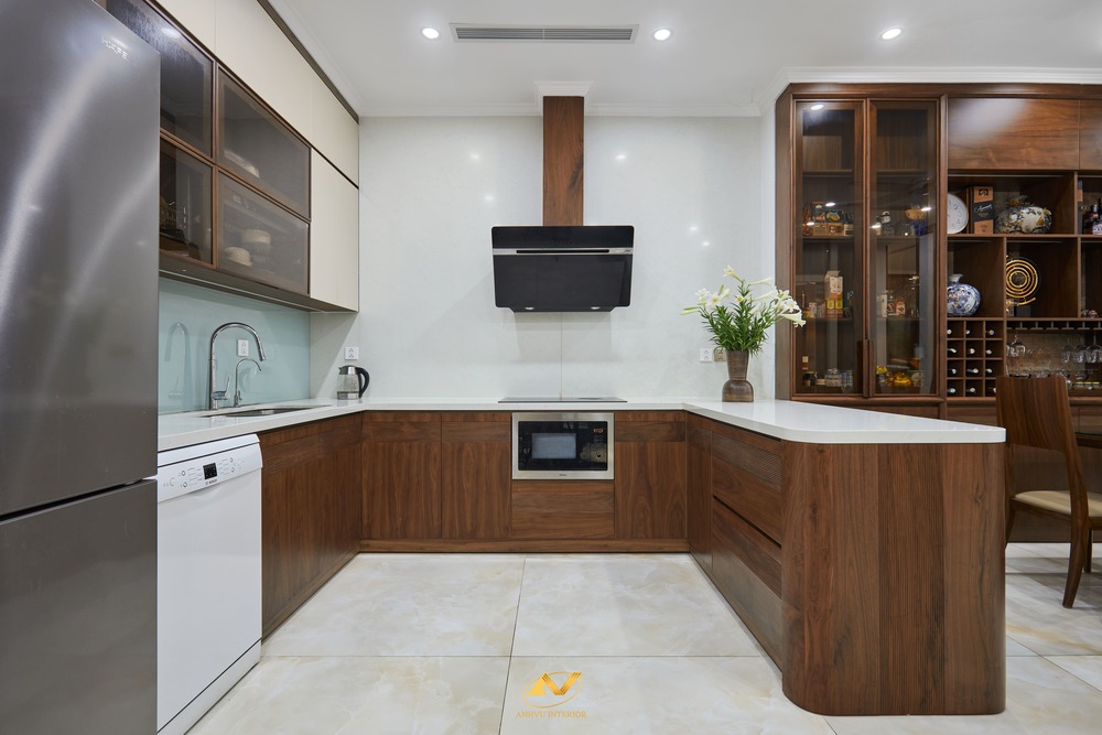 Mẫu tủ bếp gỗ óc chó tự nhiên bền đẹp, kháng mốc, chống ẩm 3